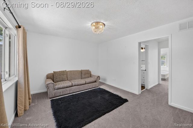 942 Panorama Drive, Milford, MI 48381