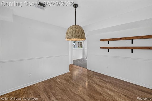942 Panorama Drive, Milford, MI 48381
