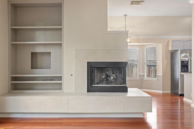 7124 Quimper LN, Austin, TX 78749