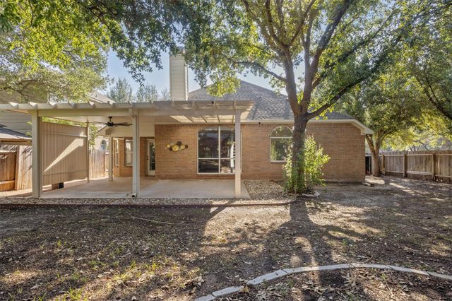 7124 Quimper LN, Austin, TX 78749