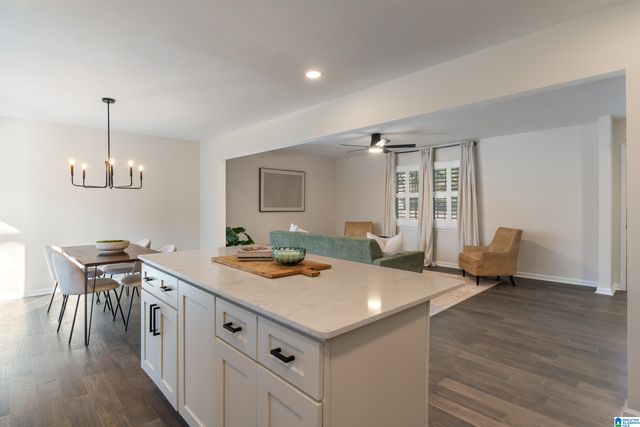 2562 COMANCHE DRIVE, Birmingham, AL 35244