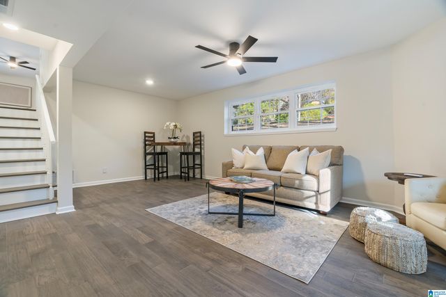 2562 COMANCHE DRIVE, Birmingham, AL 35244