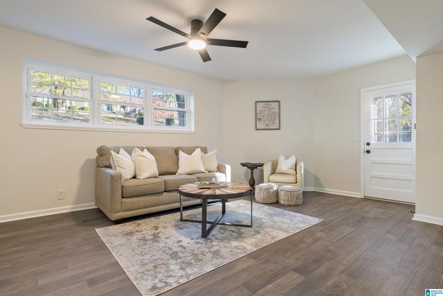 2562 COMANCHE DRIVE, Birmingham, AL 35244