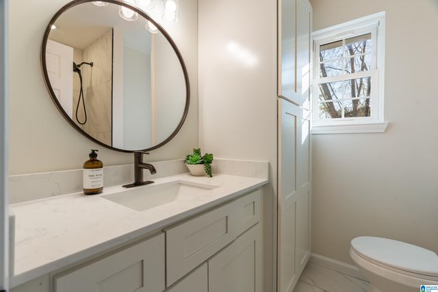 2562 COMANCHE DRIVE, Birmingham, AL 35244