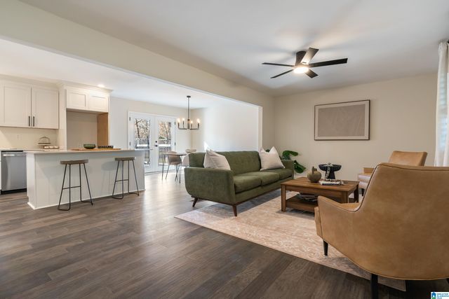 2562 COMANCHE DRIVE, Birmingham, AL 35244