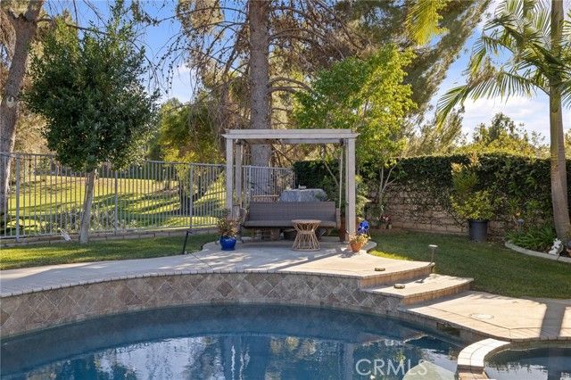 1372 Avenida Loma Vista, San Dimas, CA 91773