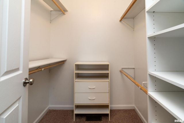 1101 CALIFORNIA Street, Carterville, IL 62918