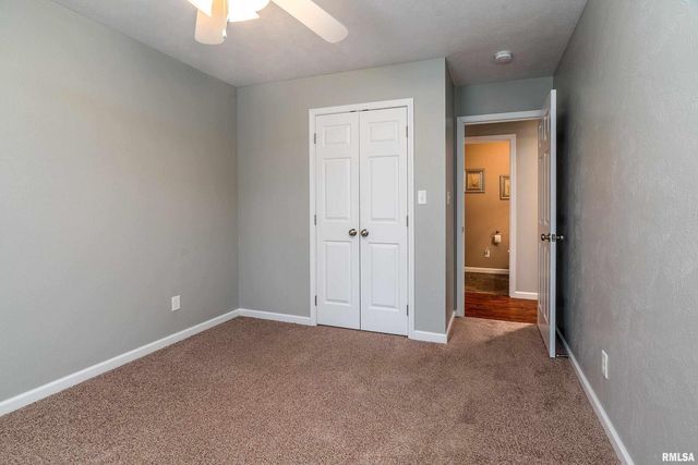 1101 CALIFORNIA Street, Carterville, IL 62918