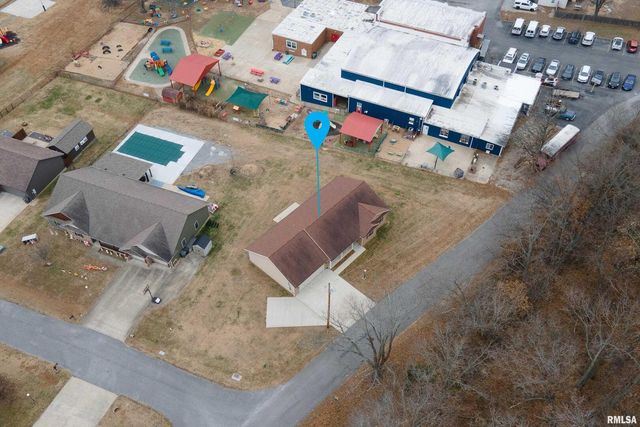 1101 CALIFORNIA Street, Carterville, IL 62918