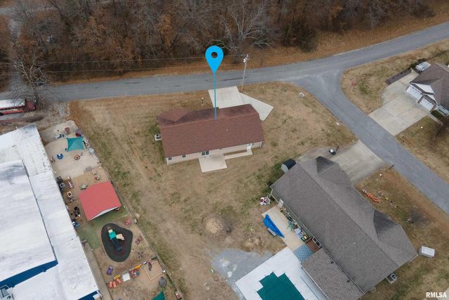 1101 CALIFORNIA Street, Carterville, IL 62918