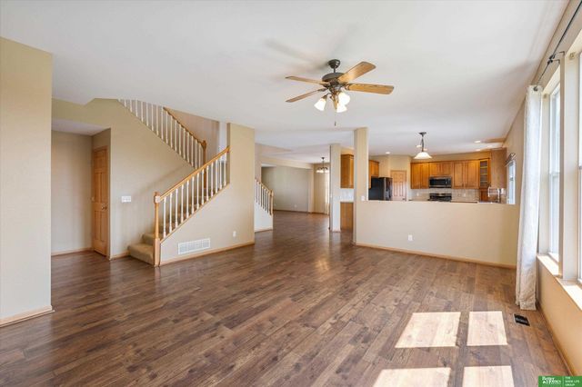 2310 Sand Hills Drive, Papillion, NE 68046