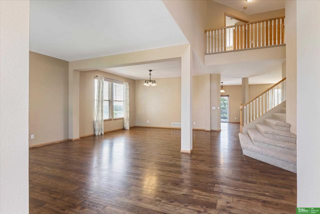 2310 Sand Hills Drive, Papillion, NE 68046