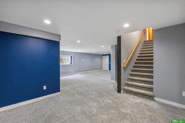 2310 Sand Hills Drive, Papillion, NE 68046