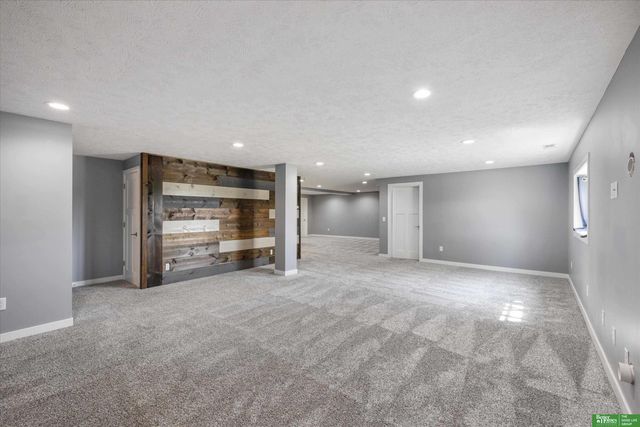 2310 Sand Hills Drive, Papillion, NE 68046