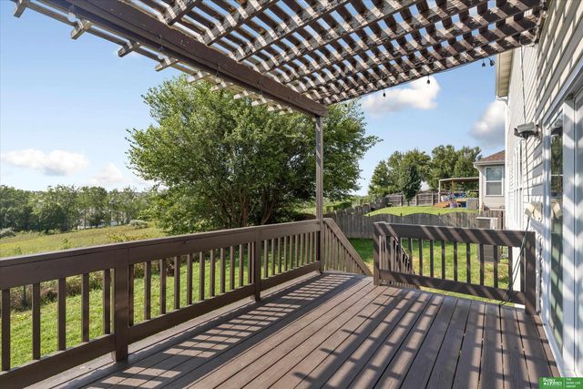 2310 Sand Hills Drive, Papillion, NE 68046