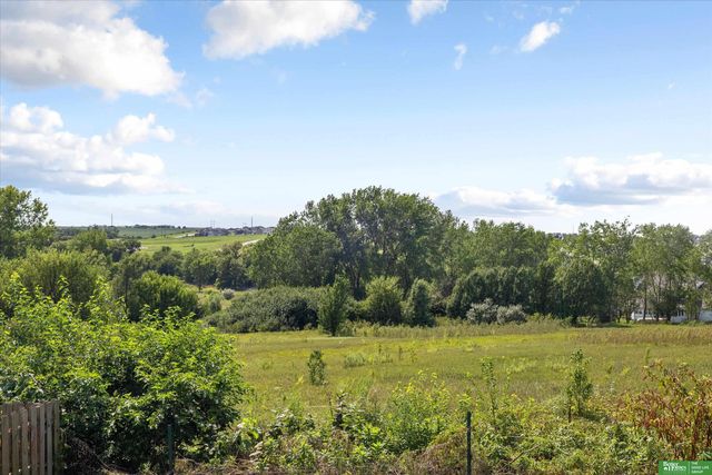 2310 Sand Hills Drive, Papillion, NE 68046
