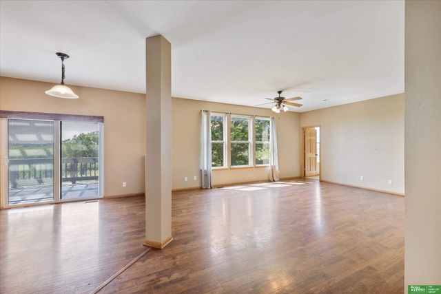 2310 Sand Hills Drive, Papillion, NE 68046