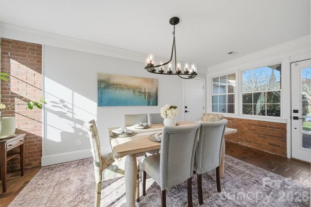 1002 S Brady Avenue, Newton, NC 28658