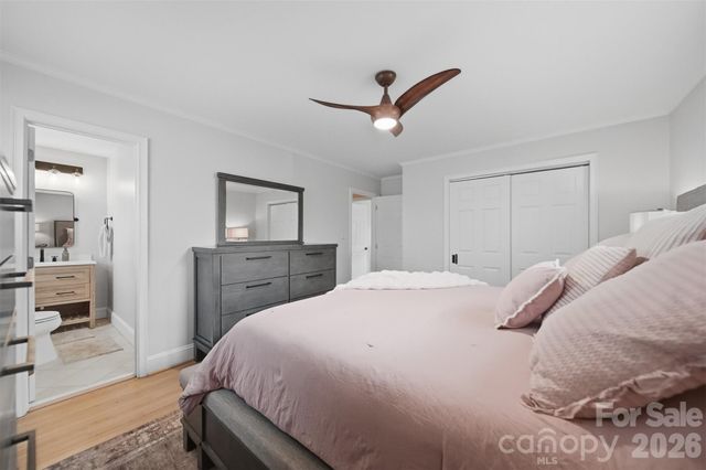 1002 S Brady Avenue, Newton, NC 28658