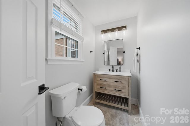 1002 S Brady Avenue, Newton, NC 28658