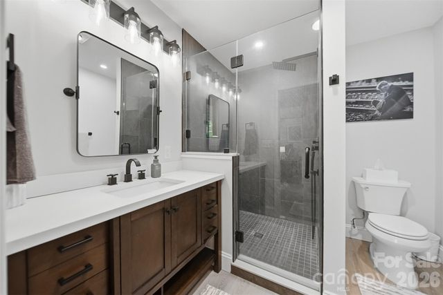 1002 S Brady Avenue, Newton, NC 28658