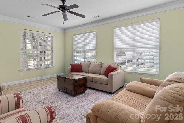 186 Autumn Frost Avenue, Statesville, NC 28677