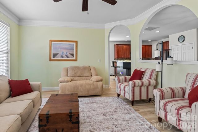 186 Autumn Frost Avenue, Statesville, NC 28677