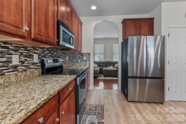 186 Autumn Frost Avenue, Statesville, NC 28677
