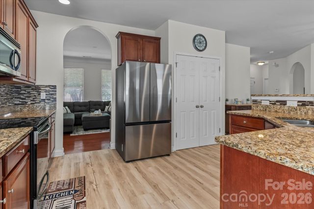 186 Autumn Frost Avenue, Statesville, NC 28677
