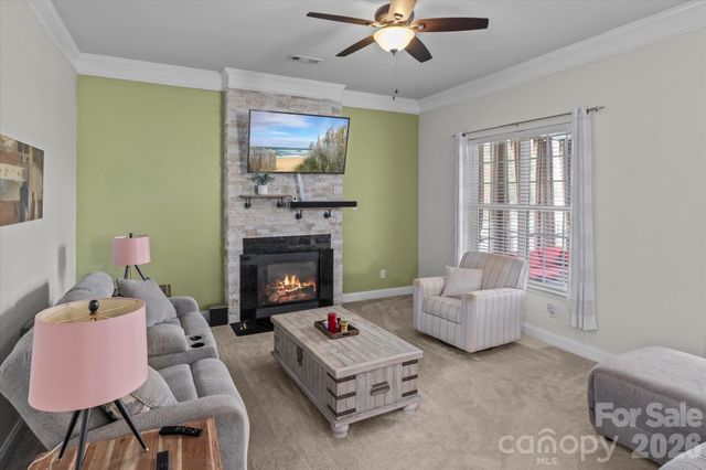 186 Autumn Frost Avenue, Statesville, NC 28677