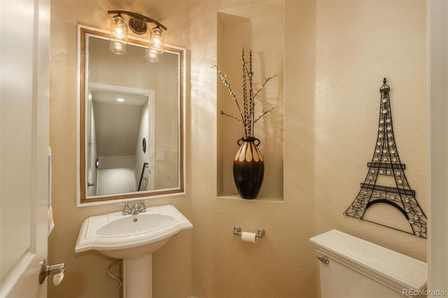 7857 Vallagio Lane, Englewood, CO 80112