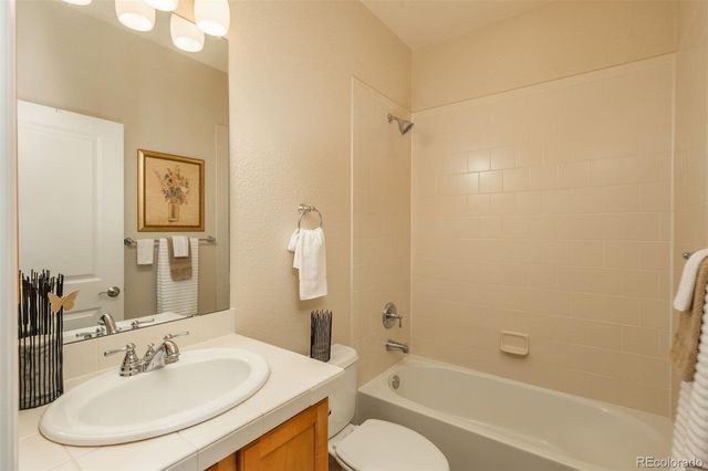 7857 Vallagio Lane, Englewood, CO 80112