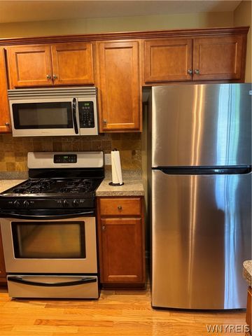 4331 Berkley Place O4, Hamburg, NY 14075