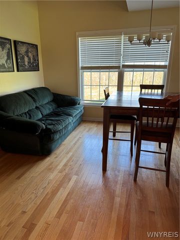 4331 Berkley Place O4, Hamburg, NY 14075