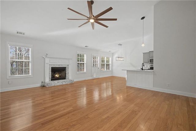 4235 Crestwood Bend Circle, Buford, GA 30518