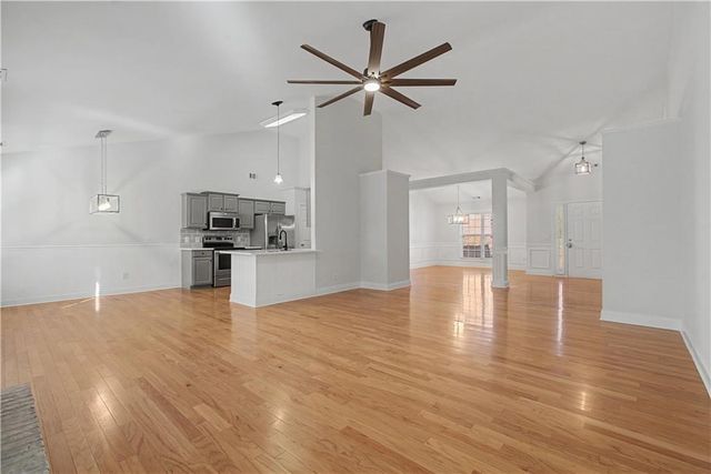 4235 Crestwood Bend Circle, Buford, GA 30518