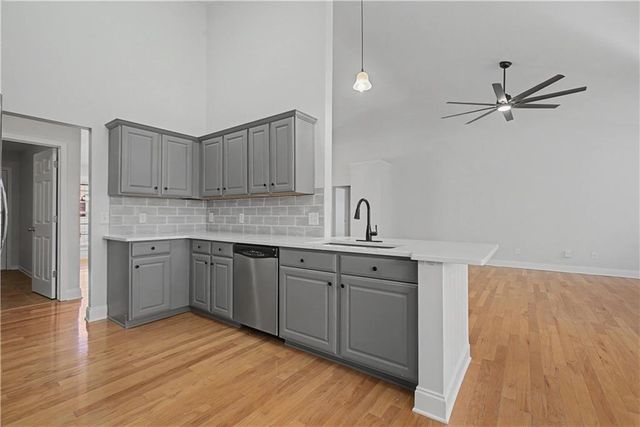 4235 Crestwood Bend Circle, Buford, GA 30518