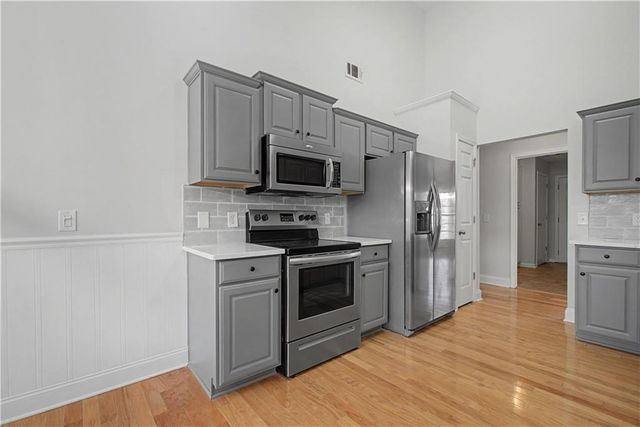 4235 Crestwood Bend Circle, Buford, GA 30518