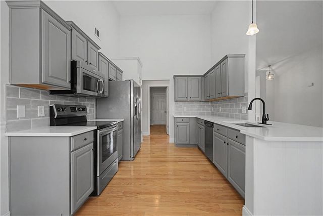 4235 Crestwood Bend Circle, Buford, GA 30518