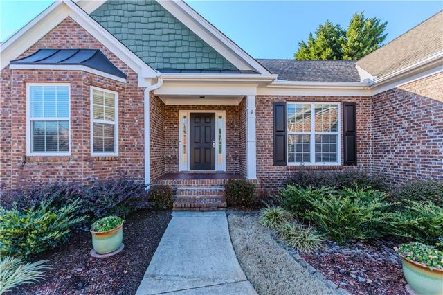 4235 Crestwood Bend Circle, Buford, GA 30518