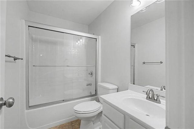 4235 Crestwood Bend Circle, Buford, GA 30518