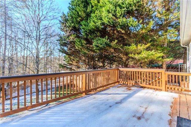 4235 Crestwood Bend Circle, Buford, GA 30518