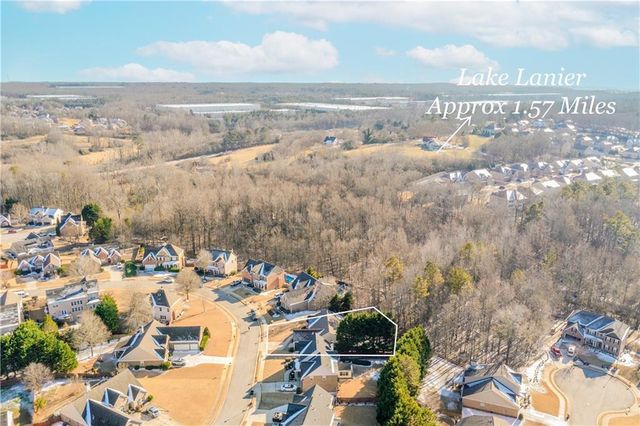 4235 Crestwood Bend Circle, Buford, GA 30518