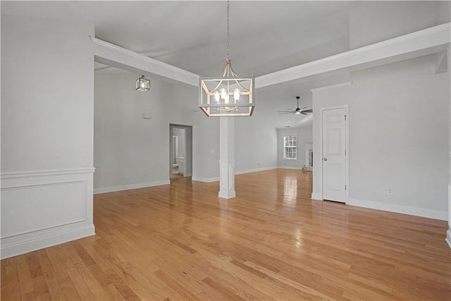 4235 Crestwood Bend Circle, Buford, GA 30518