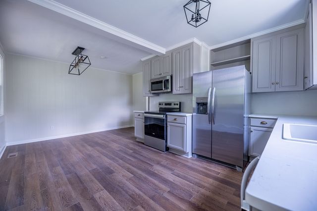 8282 Ga Highway 0085, Waverly Hall, GA 31831