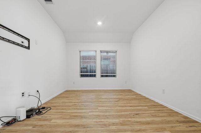 9814 Kingston Liberty Lane, Baytown, TX 77521