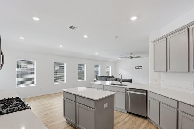 9814 Kingston Liberty Lane, Baytown, TX 77521