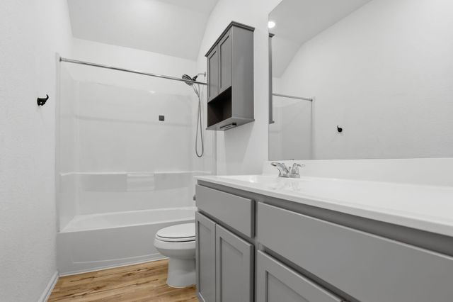 9814 Kingston Liberty Lane, Baytown, TX 77521