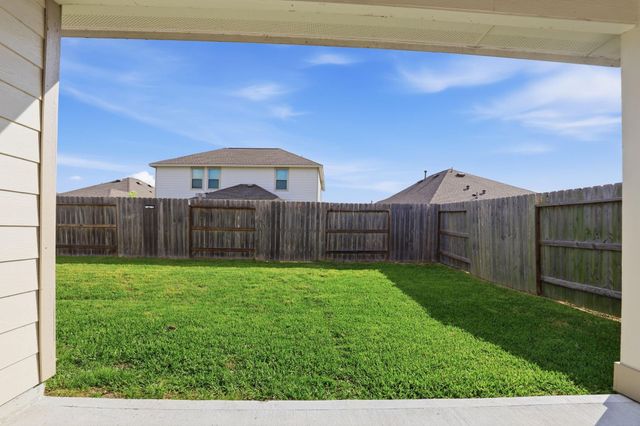 9814 Kingston Liberty Lane, Baytown, TX 77521