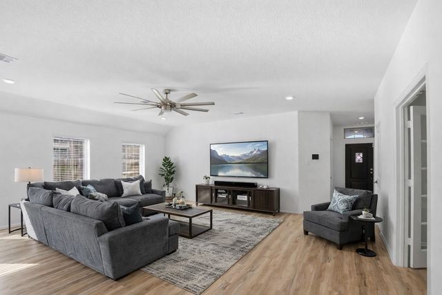 9814 Kingston Liberty Lane, Baytown, TX 77521